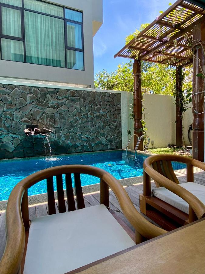 Ikiru 18 Private Saltwater Pool Villa, 3 Ensuite Br, Outdoor Bbq, 5 Mins To Beach Pantai Cenang  Esterno foto