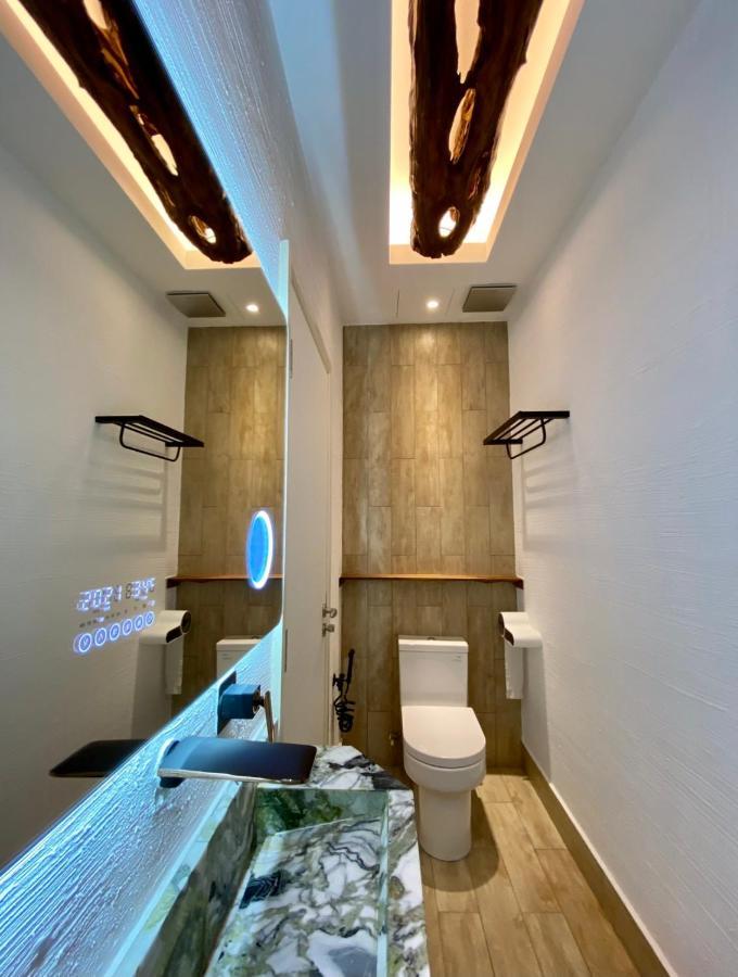 Ikiru 18 Private Saltwater Pool Villa, 3 Ensuite Br, Outdoor Bbq, 5 Mins To Beach Pantai Cenang  Esterno foto